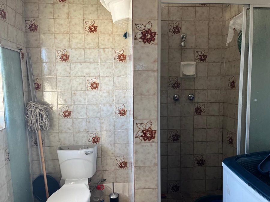  Bedroom Property for Sale in Cravenby Western Cape